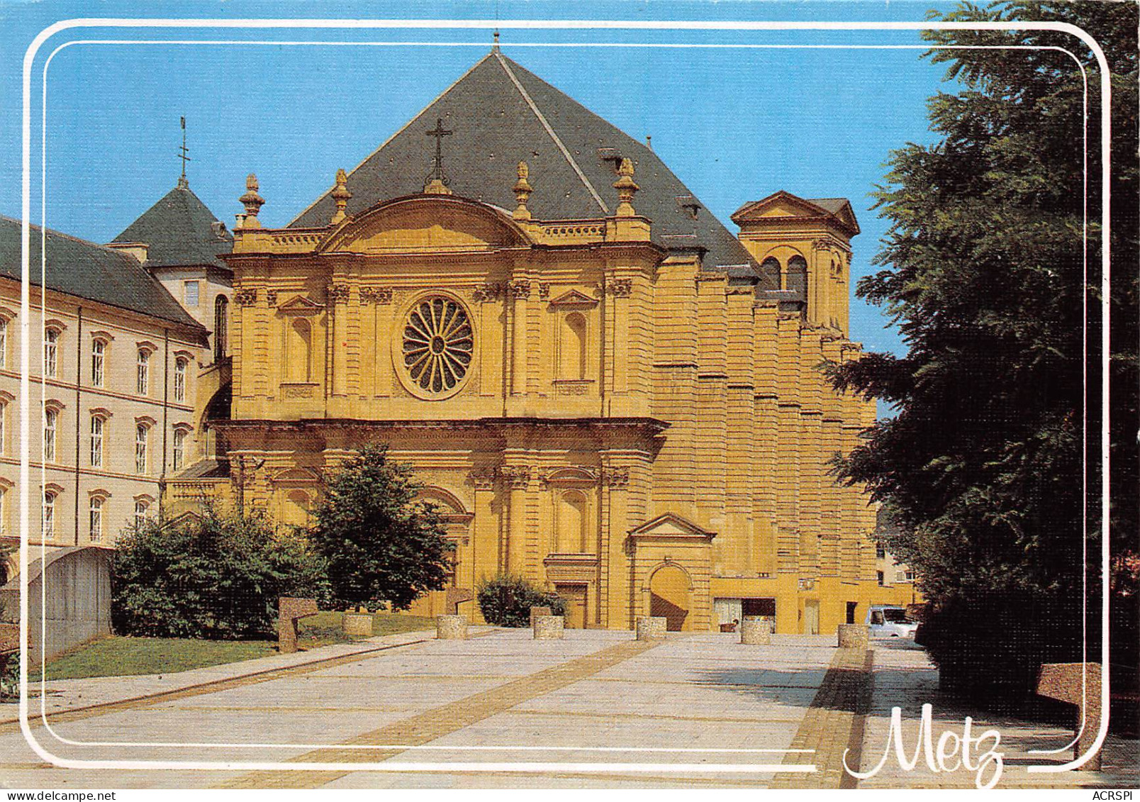 57  METZ  Ancienne Abbaye Saint Clément  Et Conseil Régional   N° 62 \MK3004 - Metz