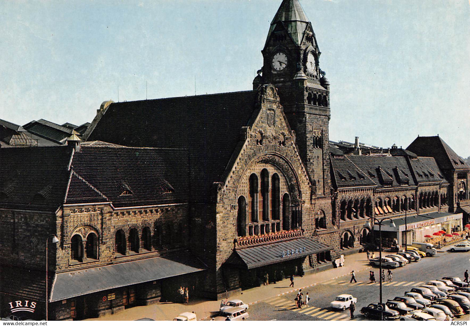 57  METZ  La Gare   N° 67 \MK3004 - Metz