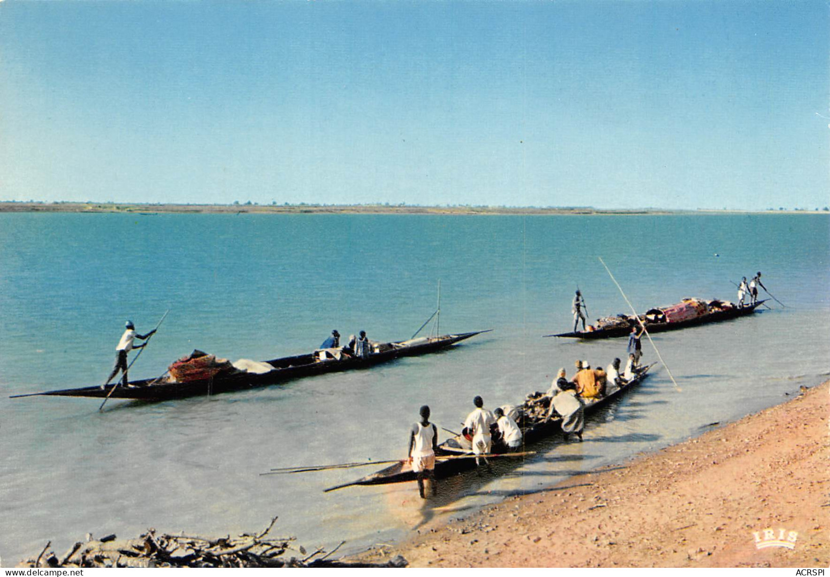 Burkina Faso Ouagadougou Les Pirogues Sur Le Fleuve Nakambé  N° 58 \MK3005 - Burkina Faso