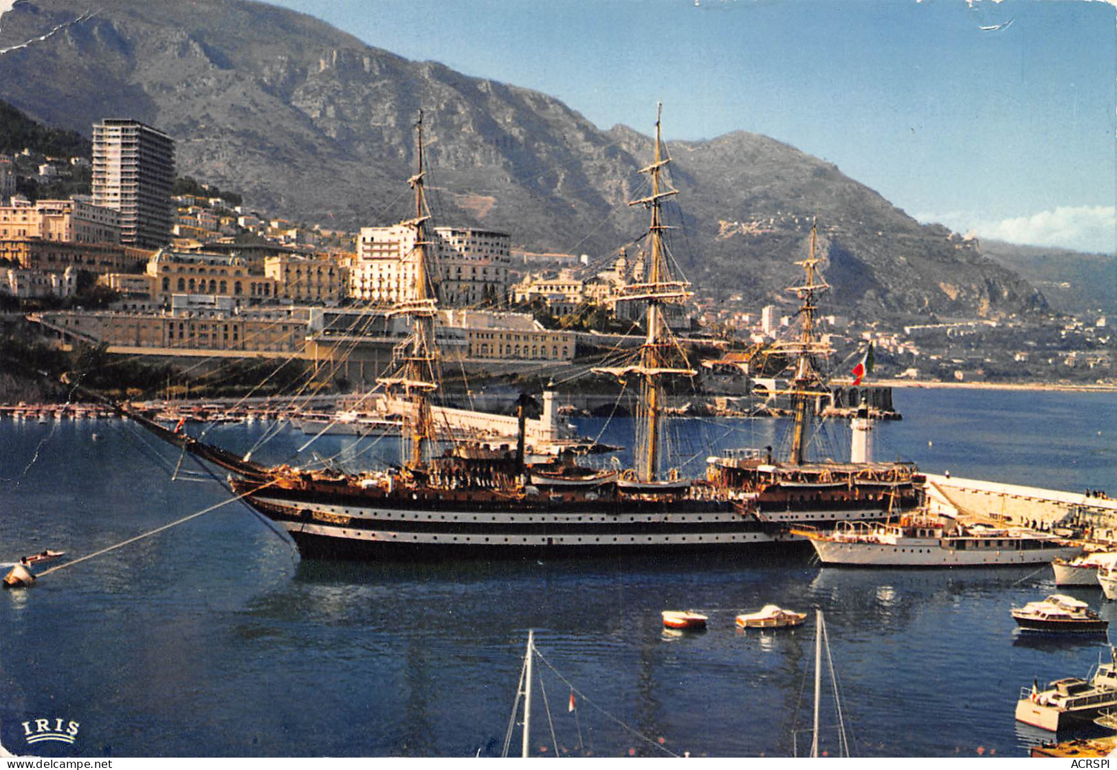 MONACO Vue Sur Le Port Et Monte Carlo     N° 1 \MK3006 - Monte-Carlo