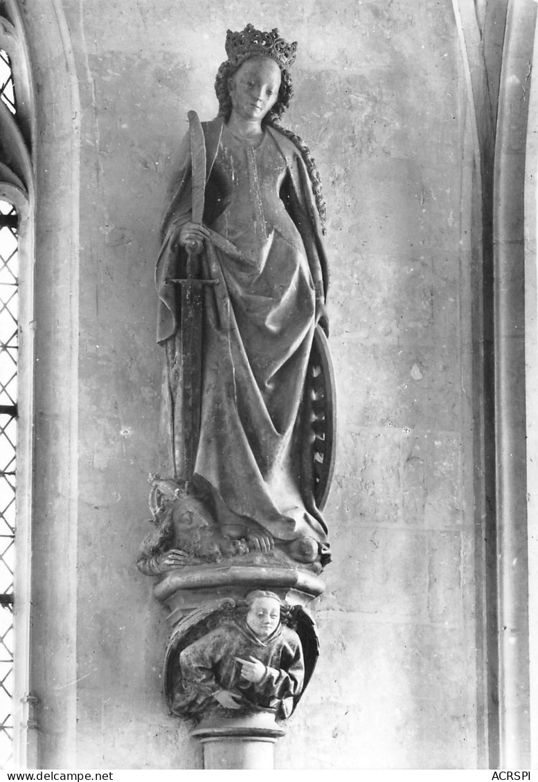 28 CHATEAUDUN   Statue De Ste Catherine D'Alexandrie  Chapelle Du Chateau   N° 27 \MK3007 - Chateaudun