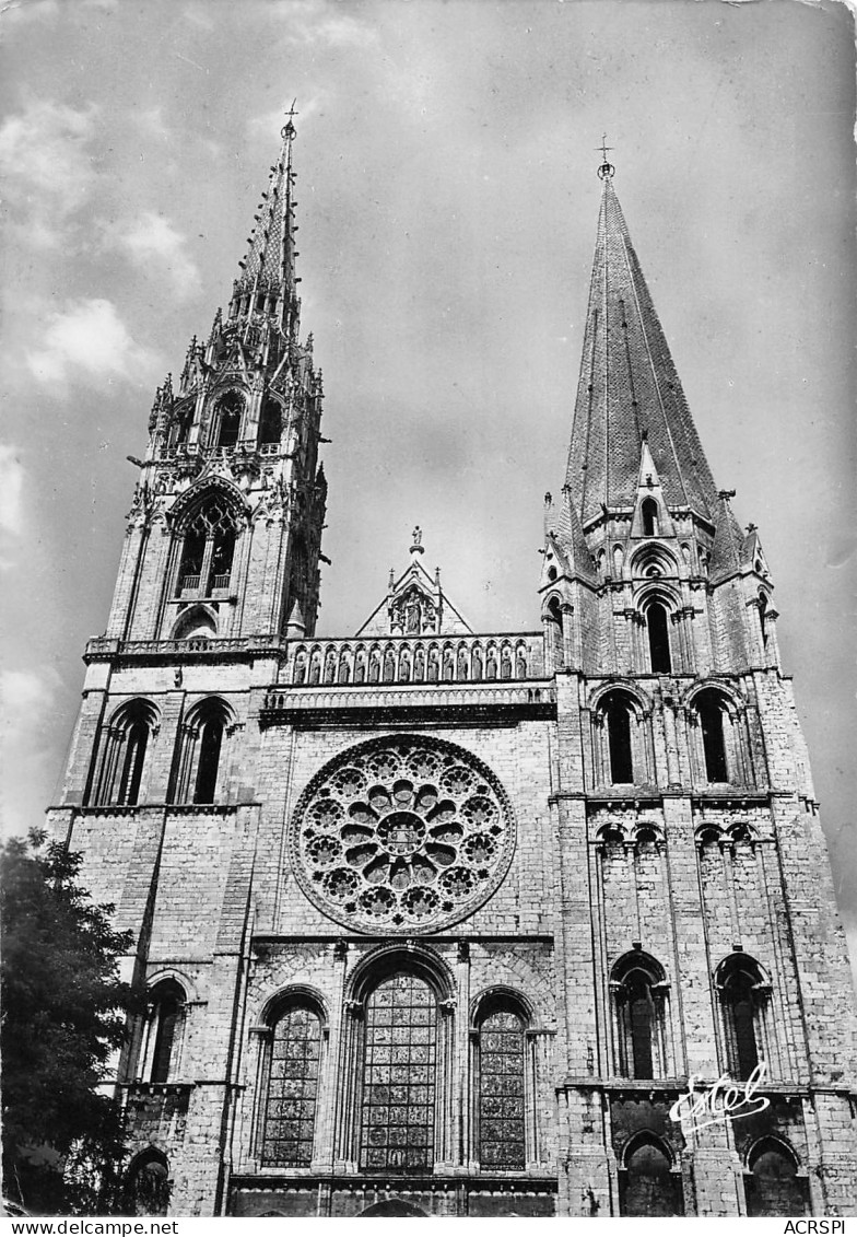 28  CHARTRES La Cathédrale Façade Principale   N° 49 \MK3007 - Chartres