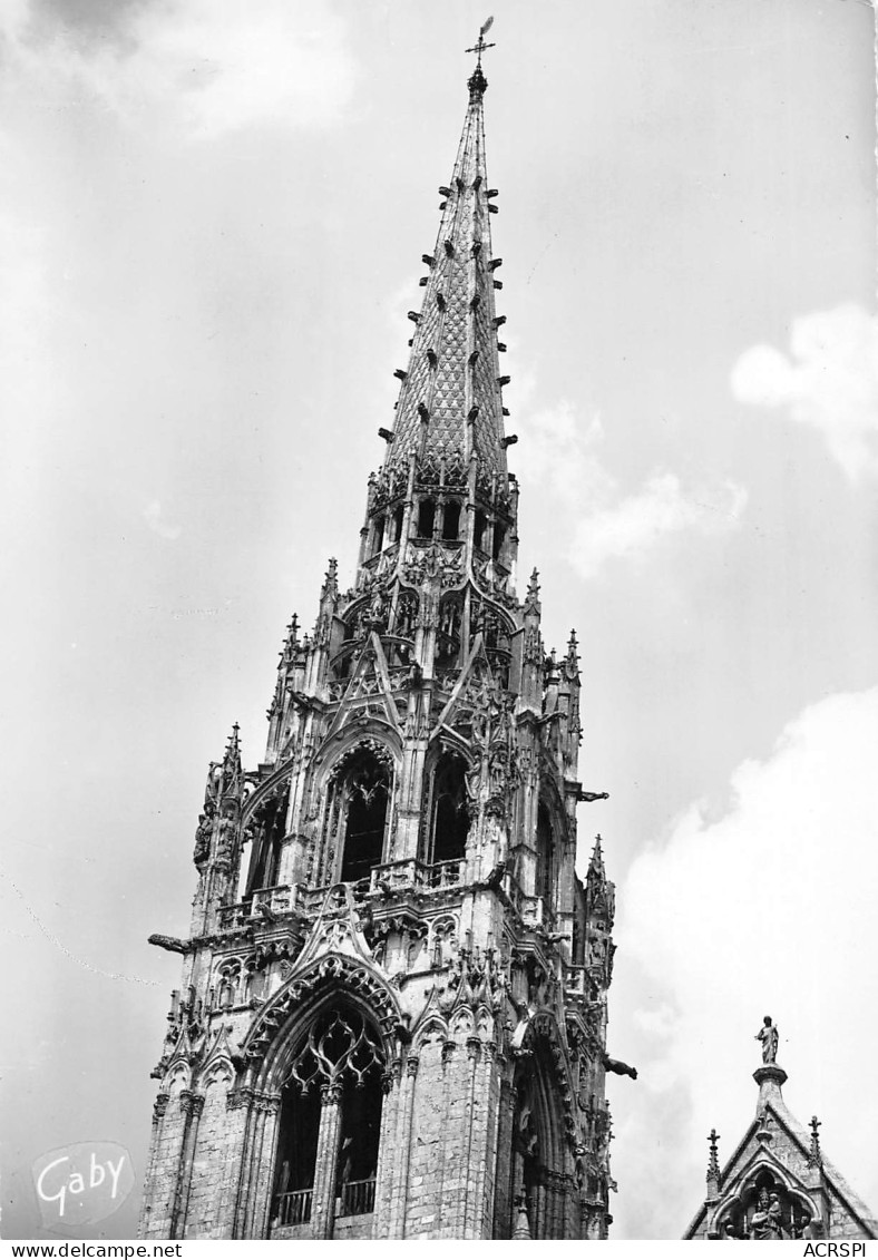 28  CHARTRES   La Cathédrale La Flèche Nord     N° 134 \MK3007 - Chartres