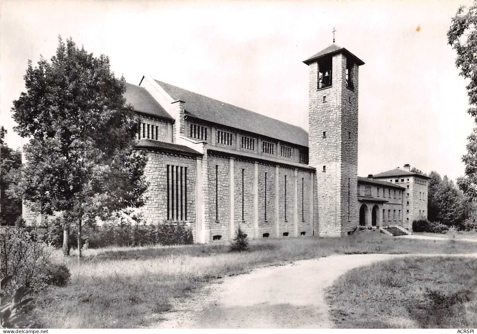 65 Tournay Abbaye Notre Dame L'église Et L'Hotellerie   N° 133 \MK3010 - Tournay