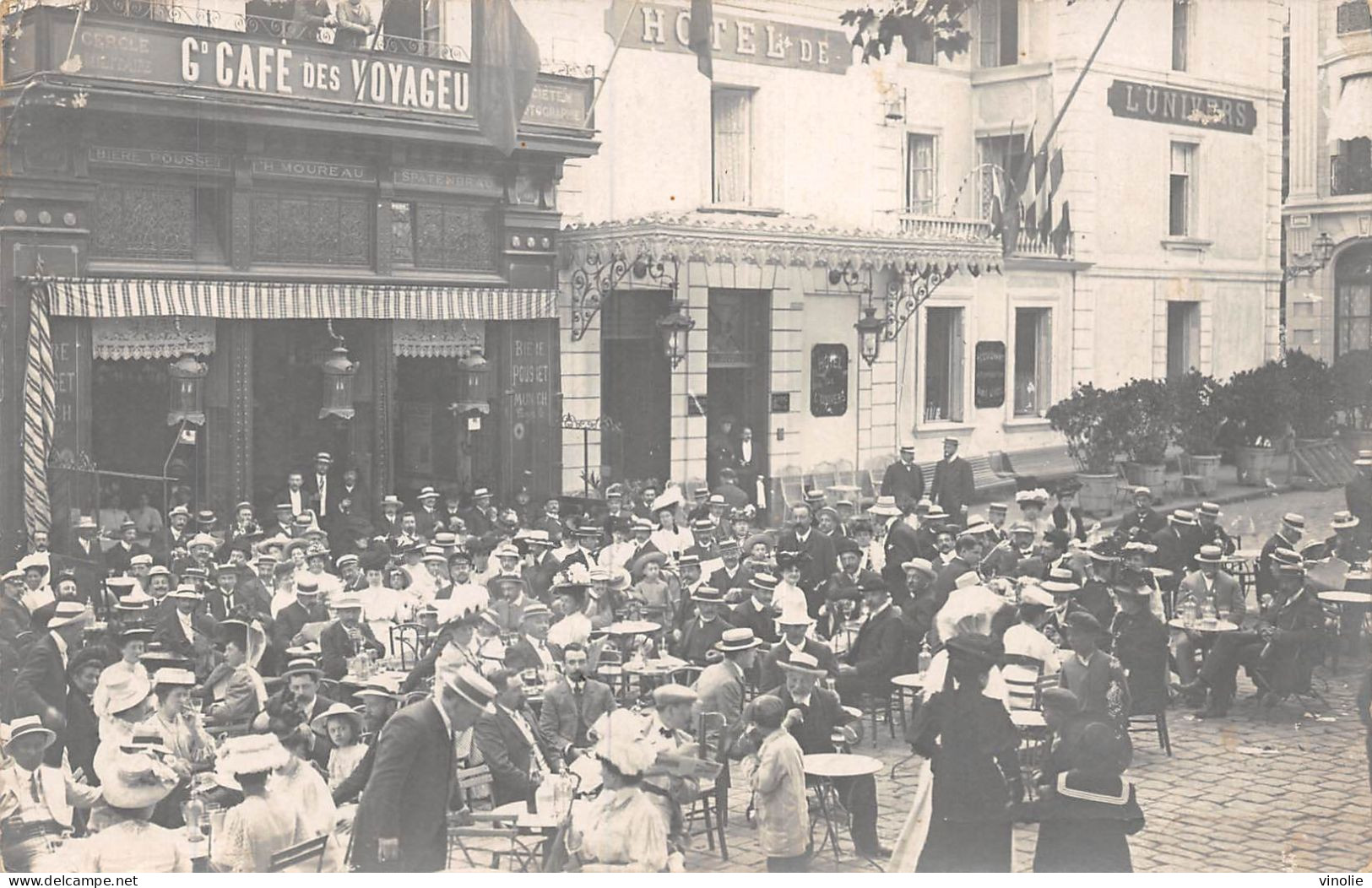 24-5631 : TOURS. CARTE-PHOTO  GRAND CAFE DES VOYAGEURS ET HOTEL DE L'UNIVERS - Tours