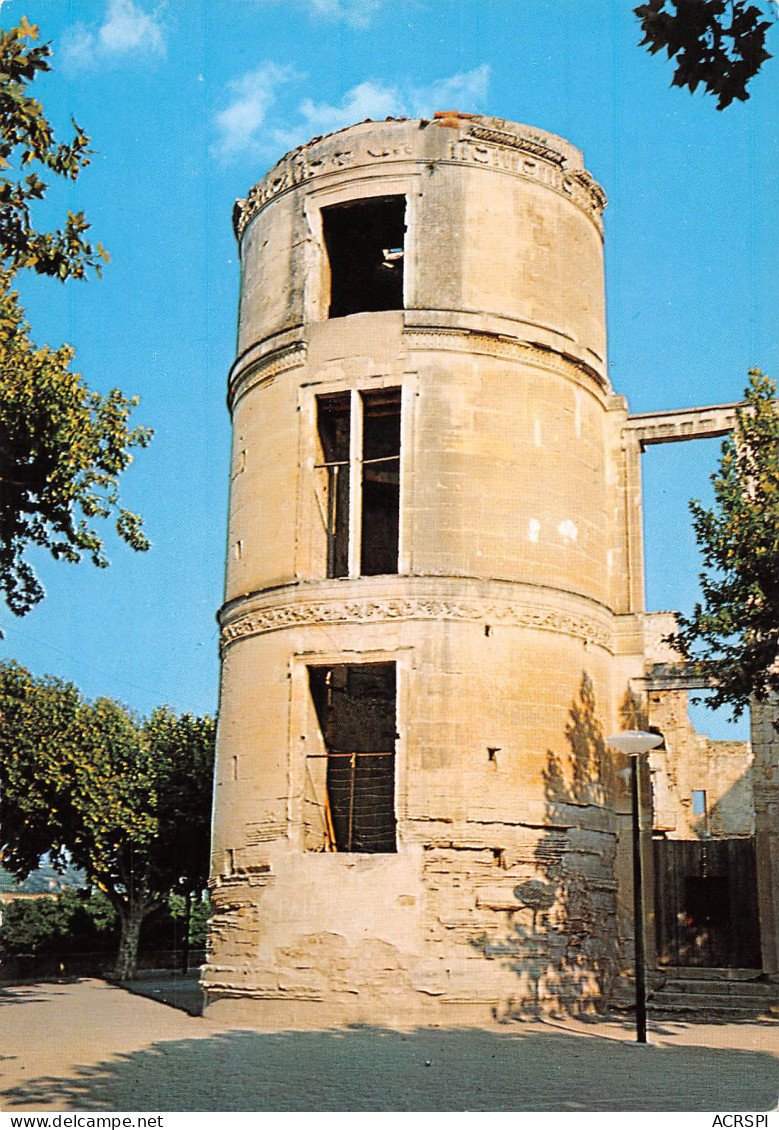 84 LA TOUR D' AIGUES La Tour Du Chateau N° 79 \MK3018 - La Tour D'Aigues