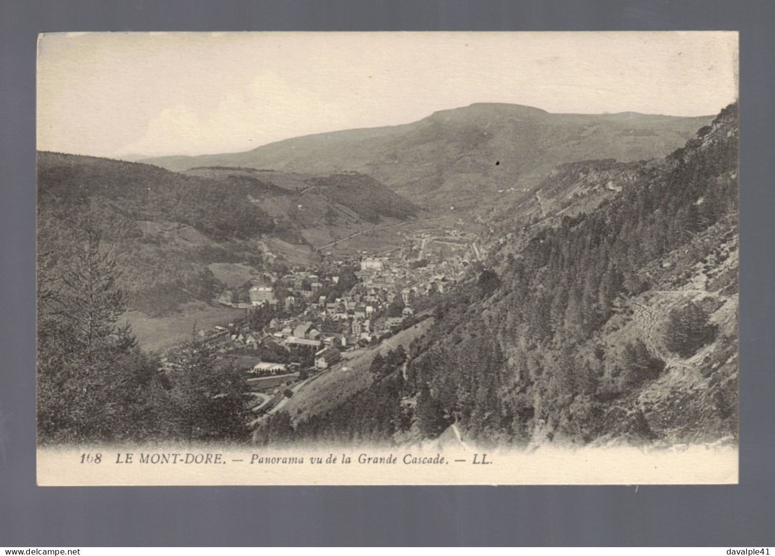 63  LE  MONT DORE PANORAMA  BON ETAT  ECRITE   2 SCANS - Le Mont Dore