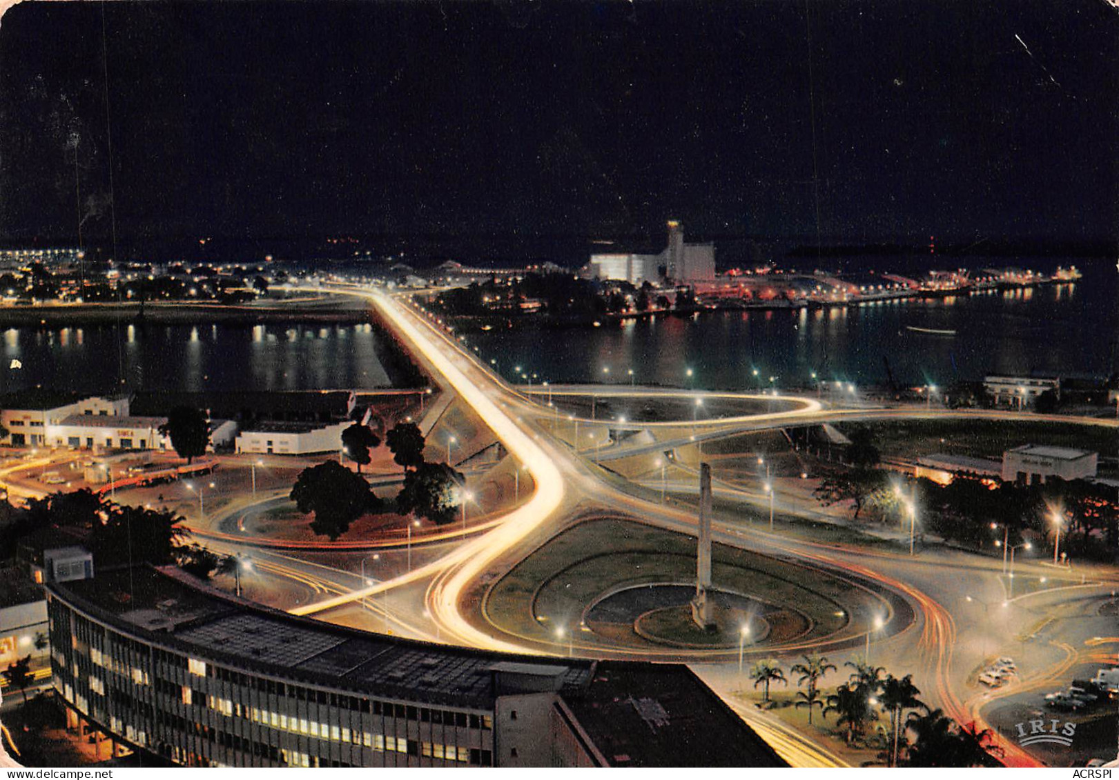 COTE D' IVOIRE Abidjan La Nuit   N° 35 \MK3019 - Côte-d'Ivoire