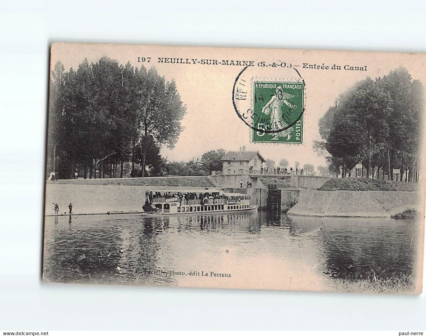 NEUILLY SUR MARNE : Entrée Du Canal - état ( Partiellement Décollée ) - Neuilly Sur Marne