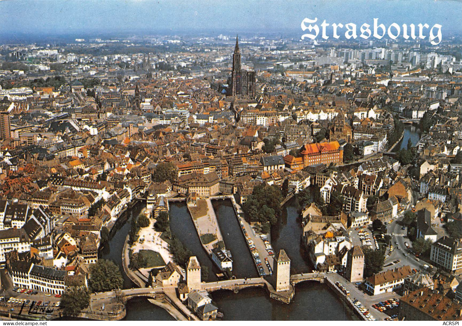 STRASBOURG  Vue Aérienne Panoramique Des Ponts Couvert  N°120 \MK3021 - Strasbourg