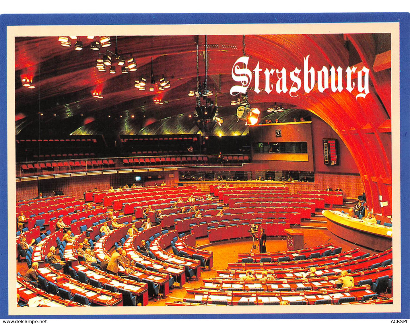 STRASBOURG  Le Palais De L'Europe  Sitz Des Europarats Das Europahaus L'hémicycle  N°144 \MK3021 - Strasbourg