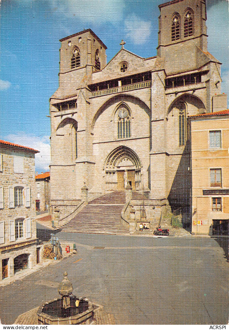 43  LA CHAISE DIEU Façade De L'abbaye   N° 25 \MK3025 - La Chaise Dieu