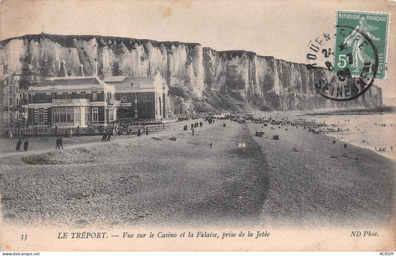 76 LE TREPORT Vue Sur Le Casino Et La Falaise Prise De La Jetée  N° 29 \MK3026 - Le Treport