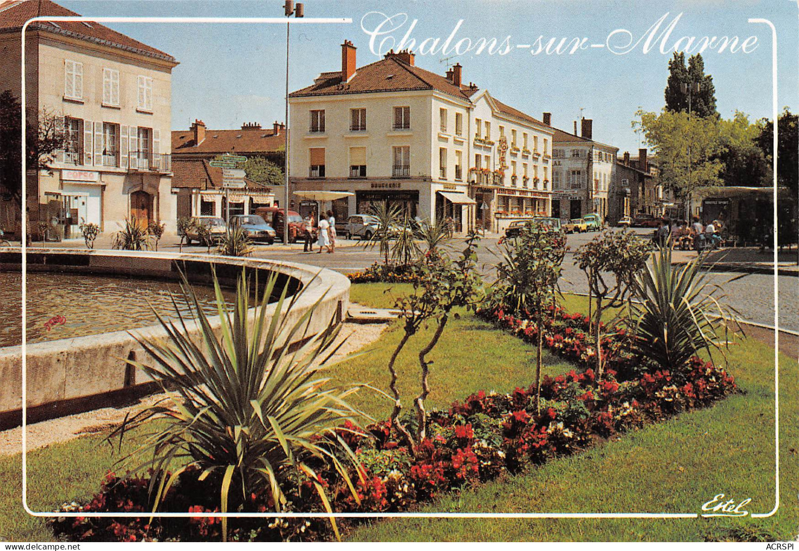 51 CHALONS SUR MARNE  La Place Monseigneur Tissier  N° 46 \MK3031 - Châlons-sur-Marne