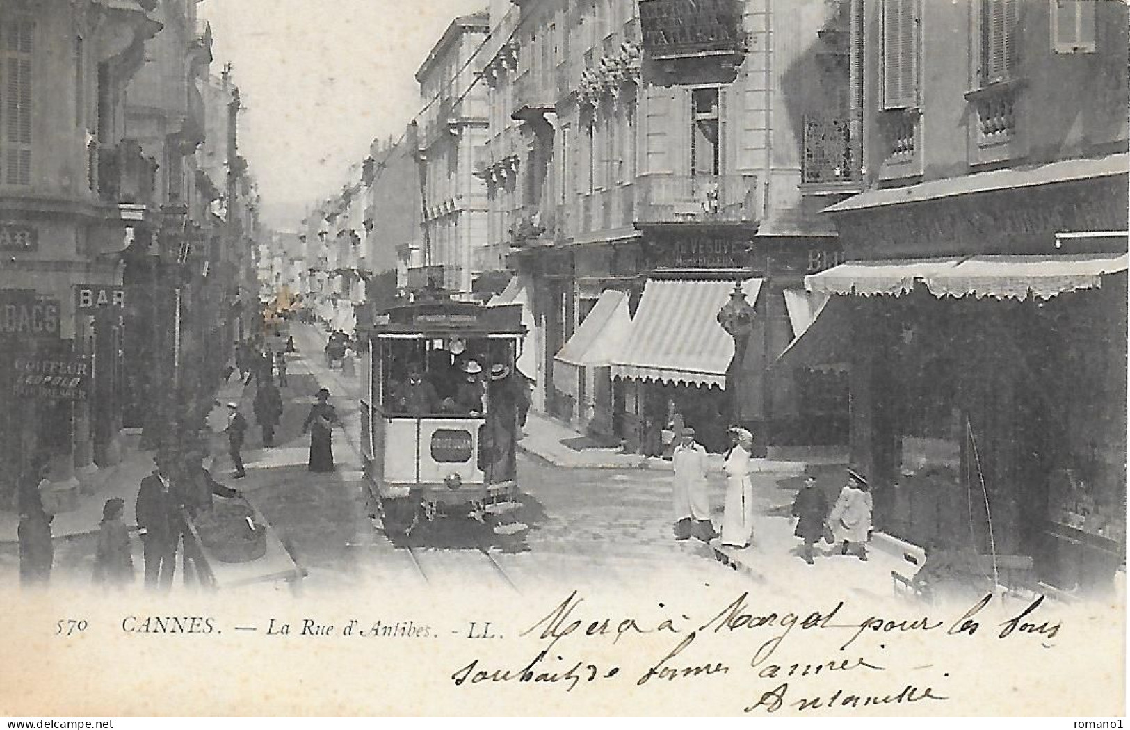 06)   CANNES  - La Rue D' Antibes  (  Tramway  ) - Cannes