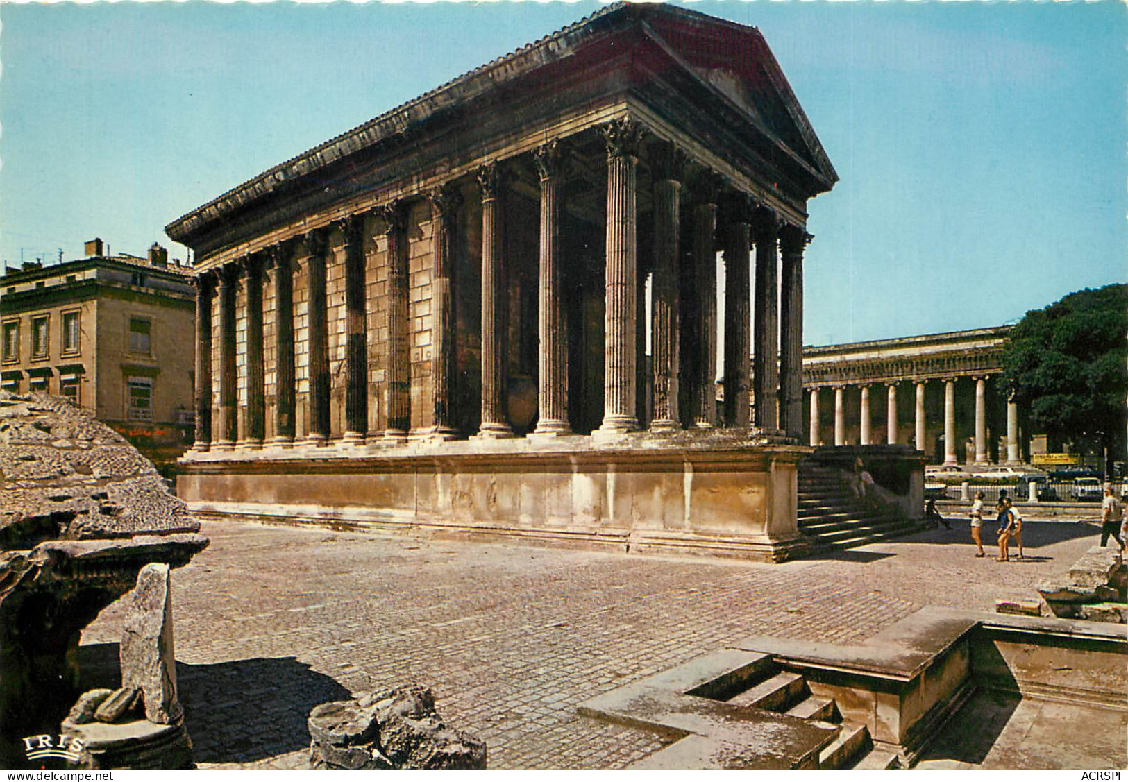 NIMES La Maison Carree 1er Siecle Av JC 24(scan Recto-verso) MD2531 - Nîmes