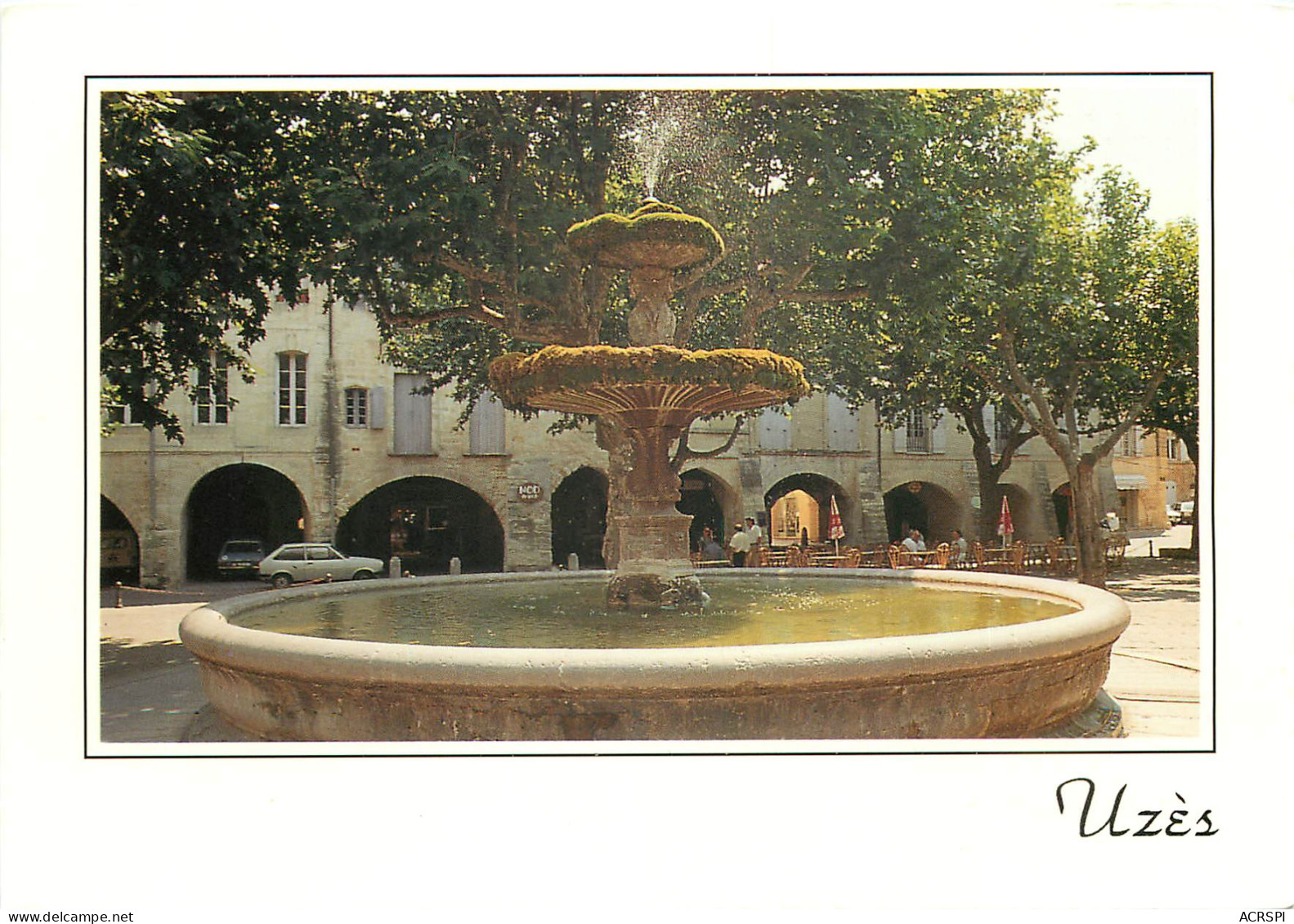UZES 1er Duche De France La Fontaine De La Place De La Republique 13(scan Recto-verso) MD2532 - Uzès