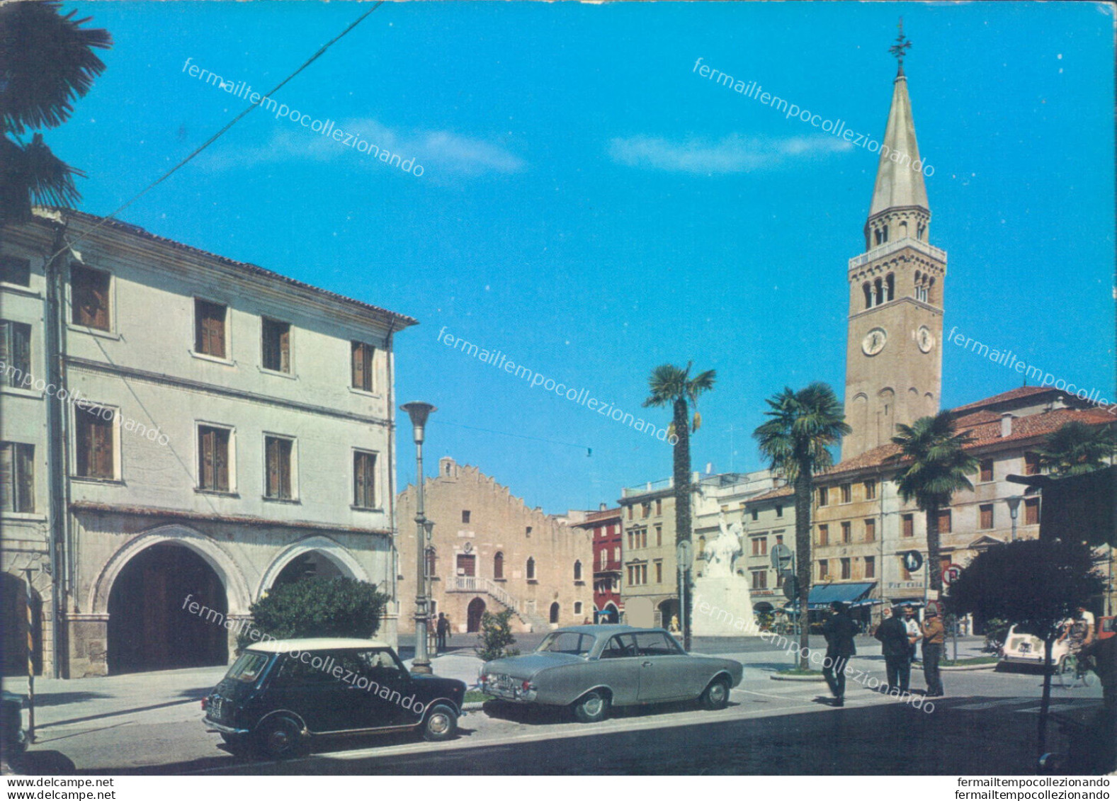 Ag325 Cartolina Portogruaro Piazza Della Repubblica Provincia Di Venezia - Venezia (Venice)