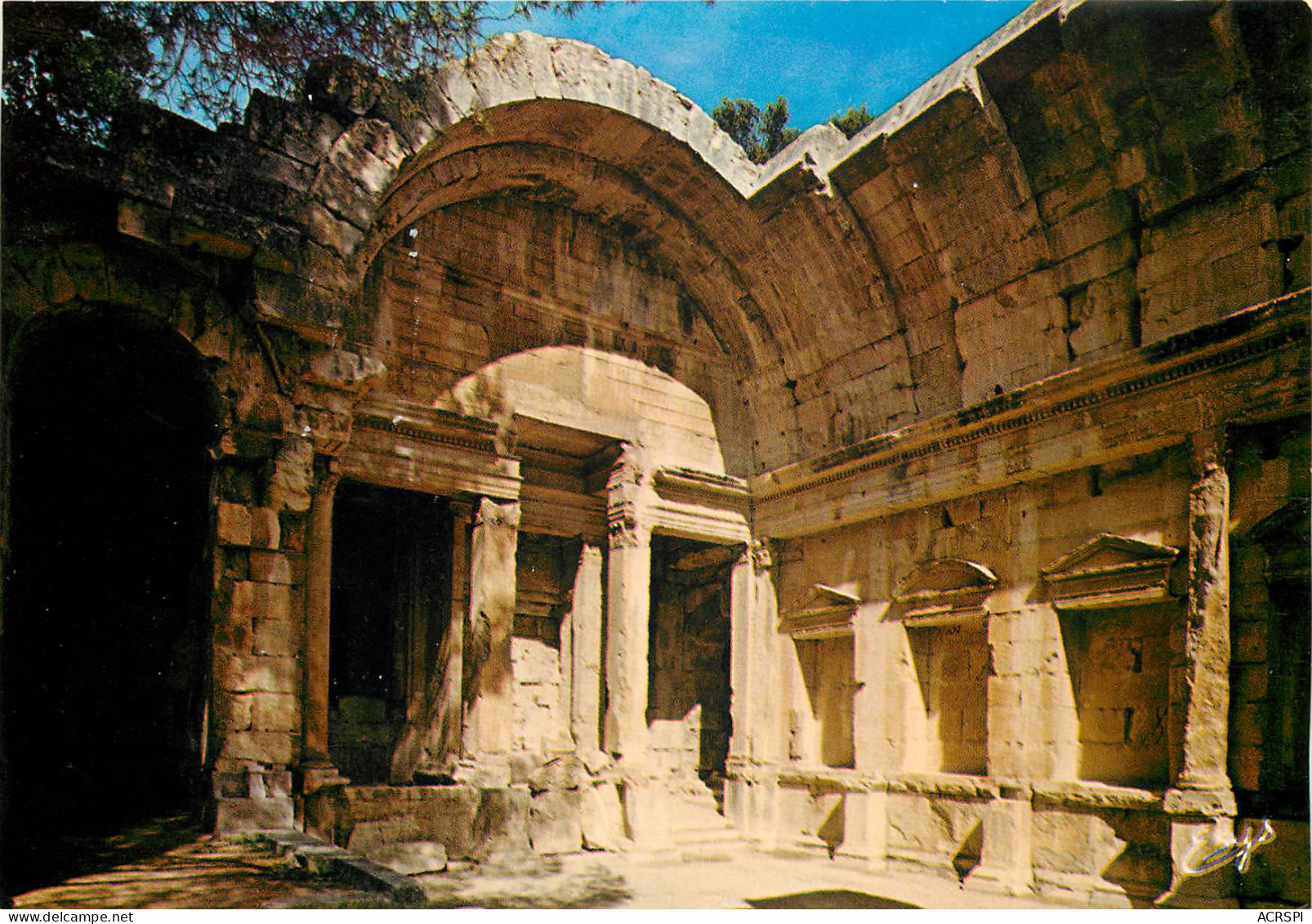 NIMES Le Temple De Diane 13(scan Recto-verso) MD2540 - Nîmes
