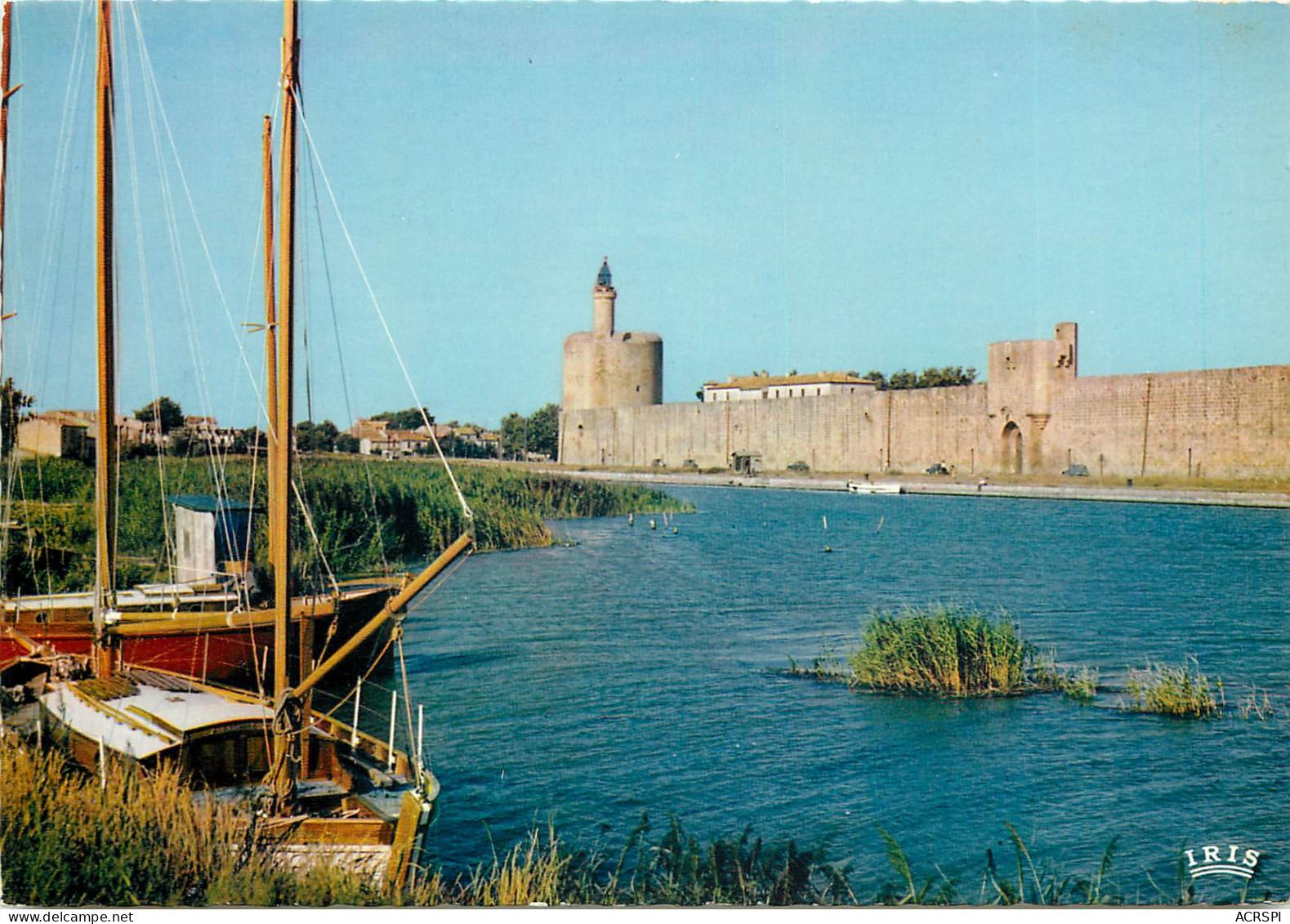 AIGUES MORTES La Ville De St Louis Les Remparts 16(scan Recto-verso) MD2540 - Aigues-Mortes