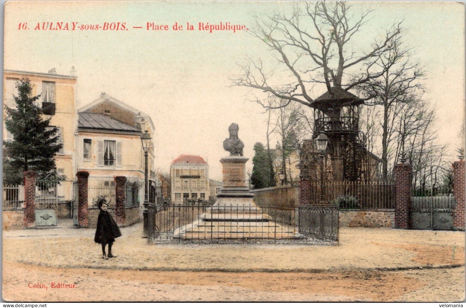 20489 Cpa 93 Aulnay Sous Bois - Place De La République - Aulnay Sous Bois