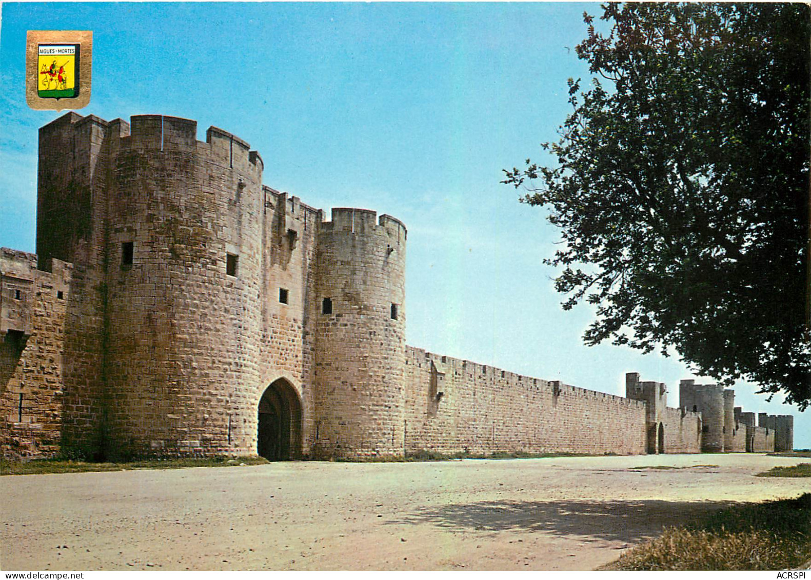 AIGUES MORTES La Porte Des Moulins Et Le Remarquable Ensemble Fortifie 26(scan Recto-verso) MD2548 - Aigues-Mortes