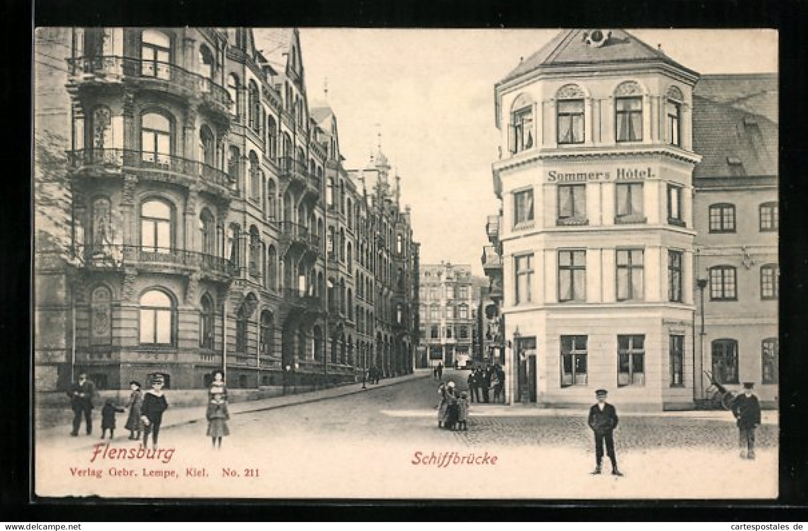 AK Flensburg, Strasse Schiffbrücke Mit Sommer-Hotel  - Flensburg