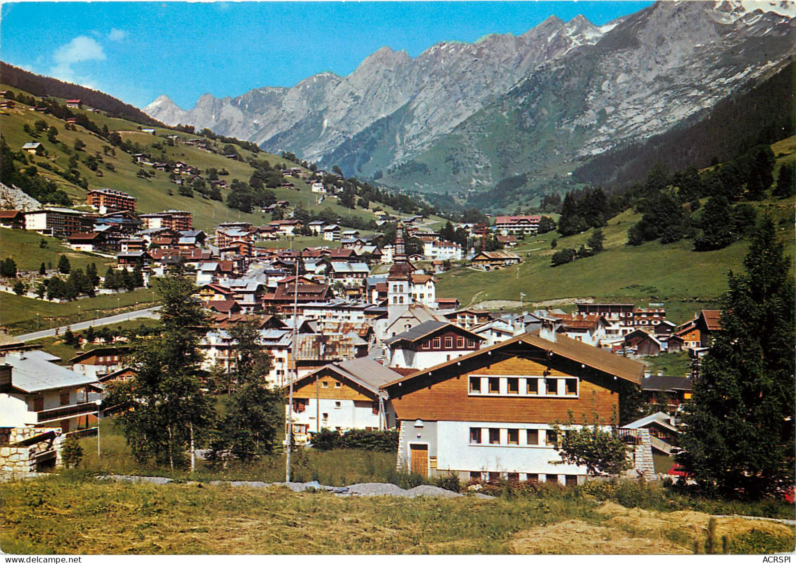 LA CLUSAZ Le Village Et La Chaine Des Aravis 1(scan Recto-verso) MD2562 - La Clusaz