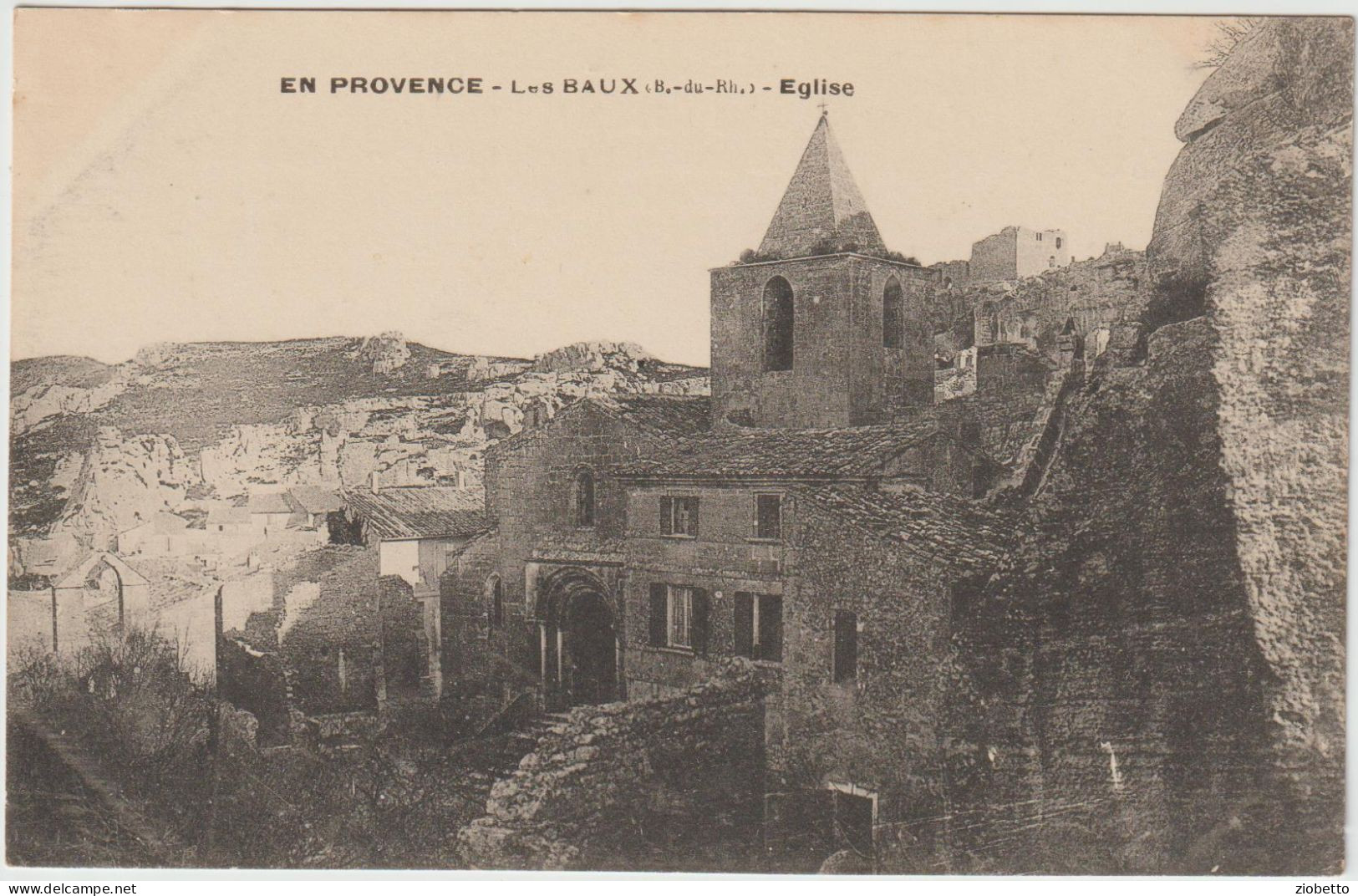 CARTOLINA DI Les Baux-de-Provence - Alpes De Haute Provence - FORMATO PICCOLO - Autres & Non Classés