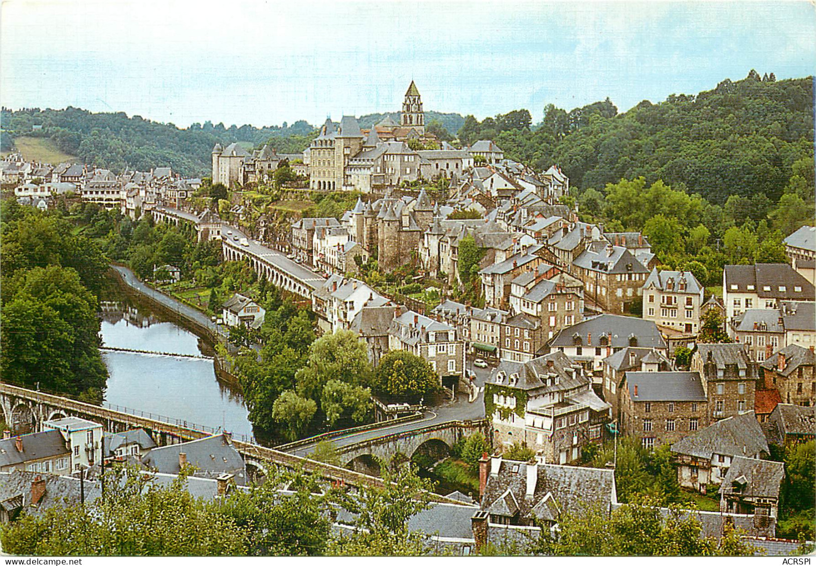 UZERCHE Perchee Sur Un Rocher Au Pied Duquel Coule La Vezere 13(scan Recto-verso) MD2585 - Uzerche