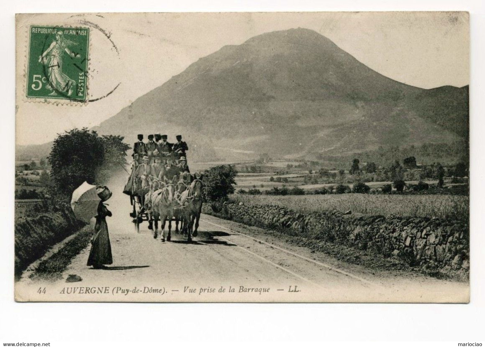 C-FR63 L'Auvergne Vue Prise De La Barraque - Diligence - Auvergne Types D'Auvergne