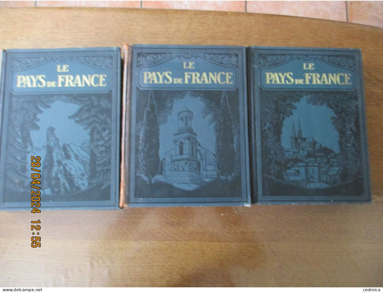 LE PAYS DE FRANCE TOMES 1,2 ET 3 LIBRAIRIE HACHETTE 1925 PUBLIE SOUS LA DIRECTION DE MARCEL MONMARCHE ET LUCIEN TILLION - Aardrijkskunde