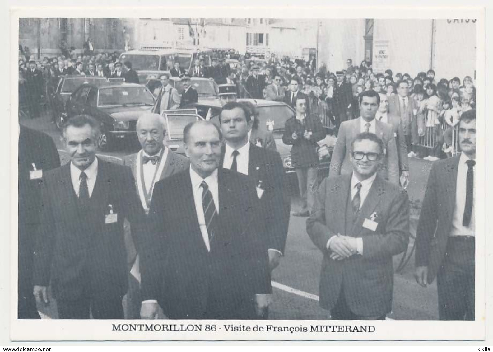 CPSM / CPM 10.5 X 15 Vienne MONTMORILLON Le 03-11-+1983 Visite De François Mitterand, Président De La République Avec * - Montmorillon