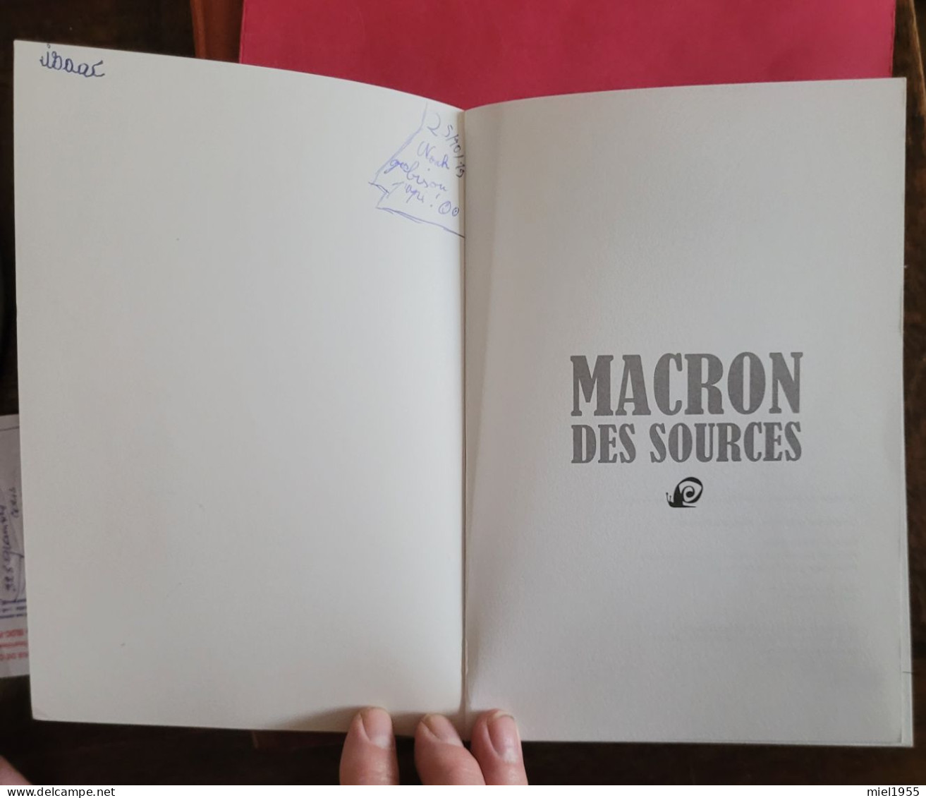 Laurent GERRA 2019 MACRON Des Sources 192 Pages (5 Photos) Voir Description - Humor