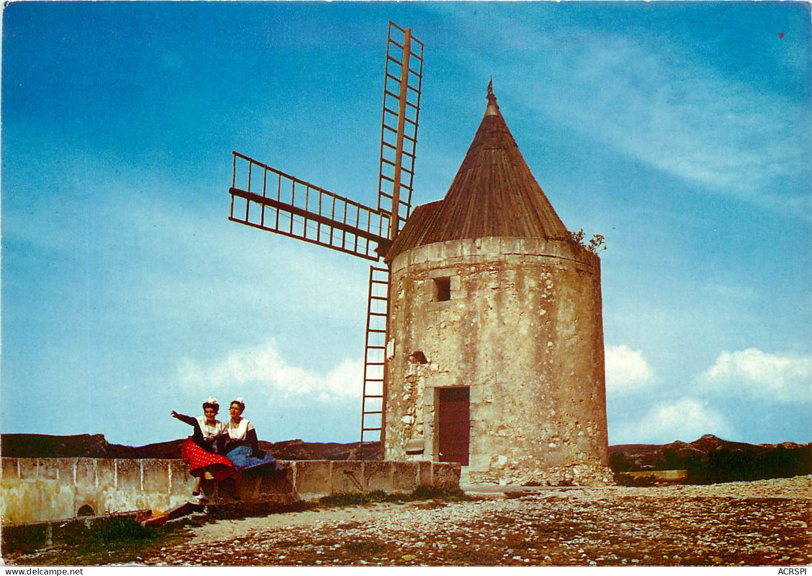 FONTVIEILLE Le Celebre Moulin De Daudet En Souvenir Des Lettres De Mon Moulin 6(scan Recto-verso) ME2612 - Fontvieille