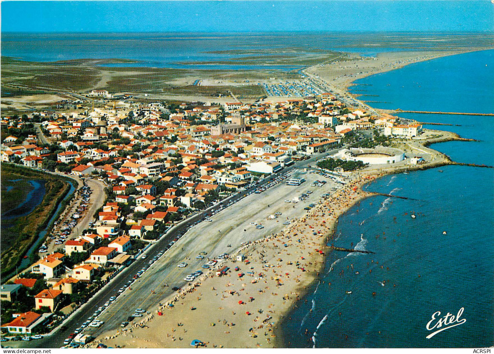 LES SAINTES MARIES DE LA MER Vue Aerienne A Droite La Plage Et Les Arenes 6(scan Recto-verso) ME2617 - Saintes Maries De La Mer