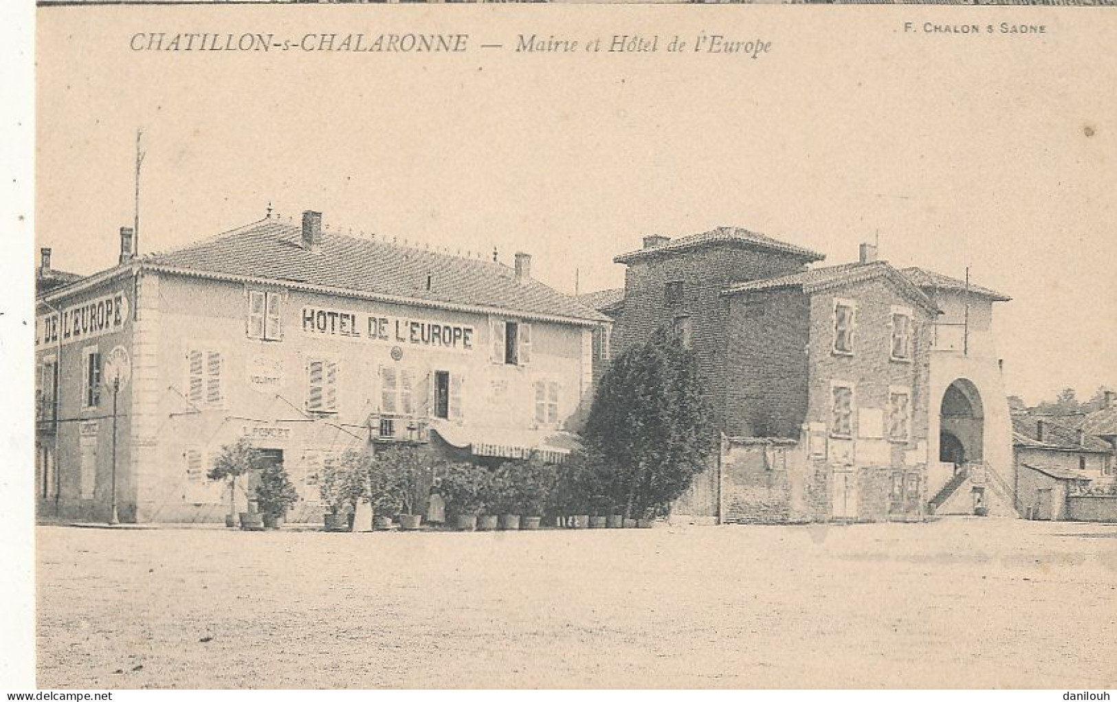 01 // CHATILLON S CHALARONNE   Mairie Et Hotel De L'europe - Châtillon-sur-Chalaronne