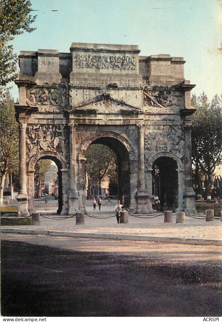 ORANGE Arc De Triomphe Eleve Apres La Victoire De Cesar 27(scan Recto-verso) ME2639 - Orange