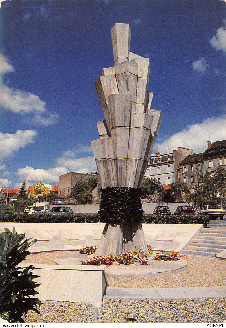 GUERET   Le Monument Des Martyrs De La Résistance  24 (scan Recto Verso)ME2650BIS - Guéret