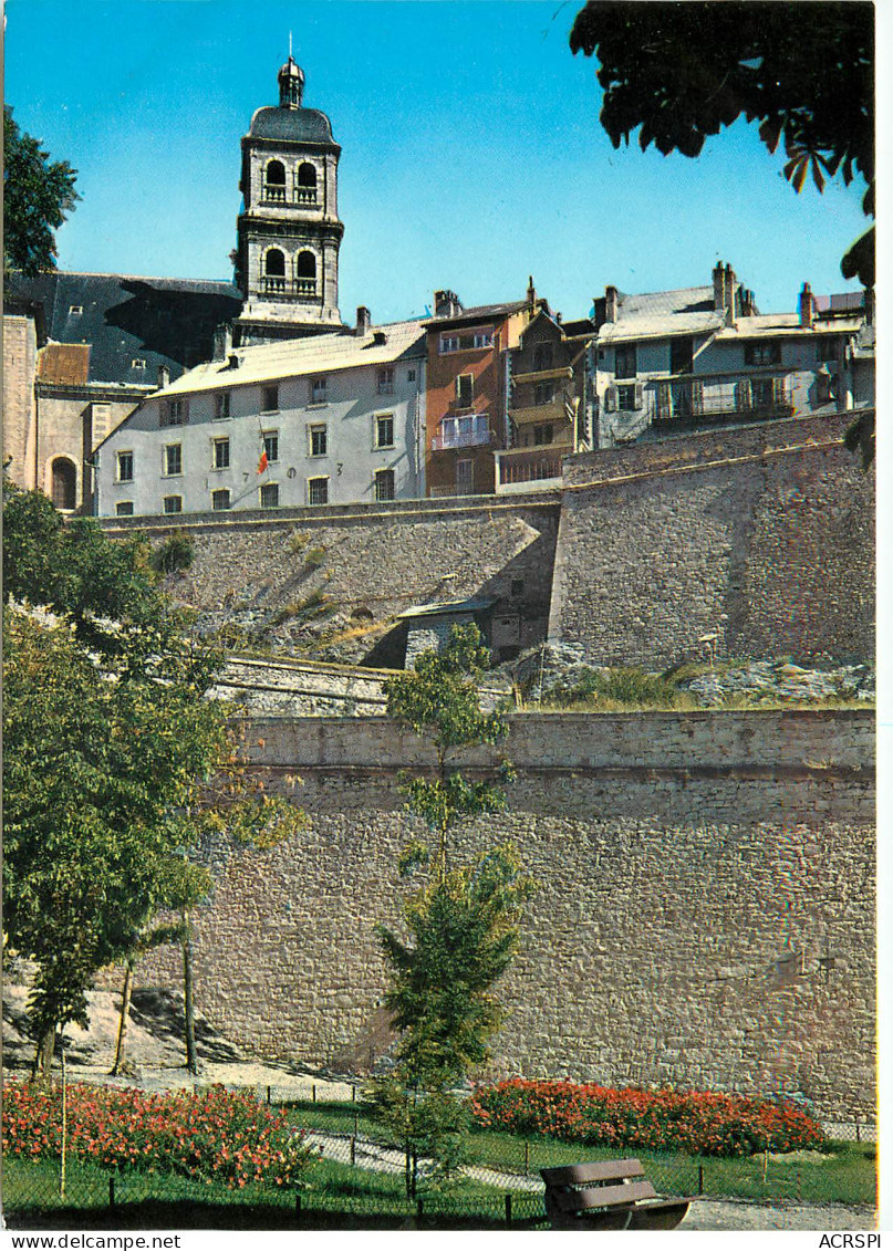 BRIANCON La Plus Haute Ville D Europe Les Remparts Et La Cathedrale 19(scan Recto Verso)ME2651 - Briancon