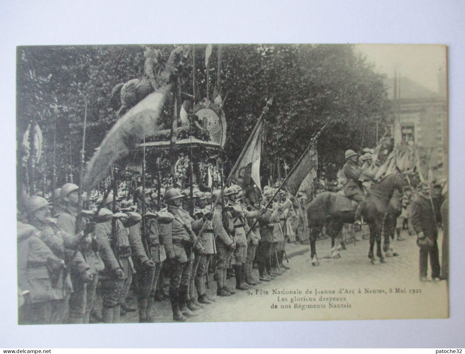 Cpa...fete Nationale De Jeanne D'arc A Nantes...8 Mai 1921...les Glorieux Drapeaux De Nos Régiments Nantais...animée - Nantes