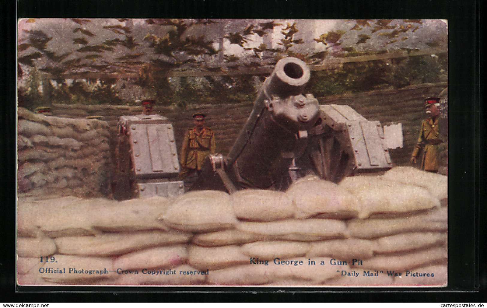 Pc King George In A Gun Pit  - Familias Reales