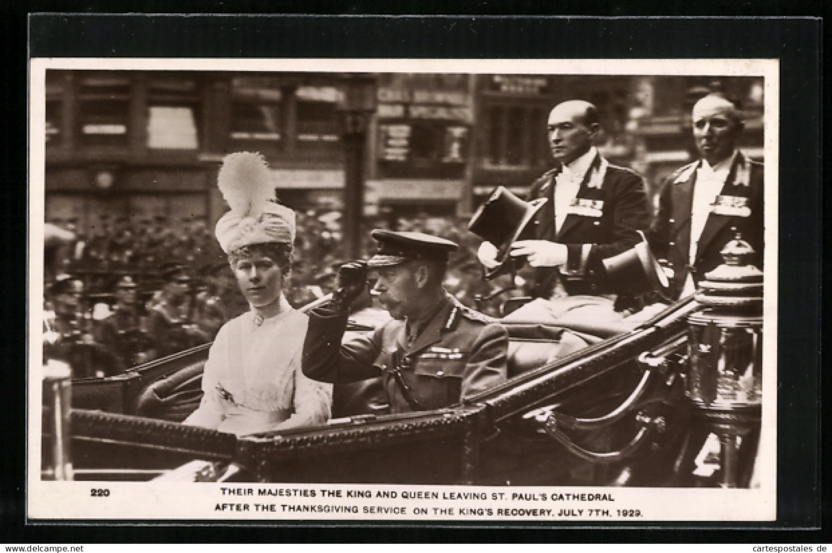 Pc King And Queen Leaving St. Paul`s Cathedral, 1929  - Königshäuser