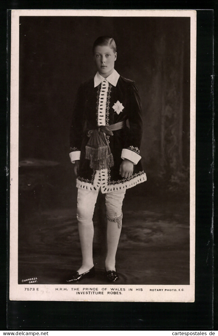 Pc The Prince Of Wales In His Investiture Robes  - Königshäuser