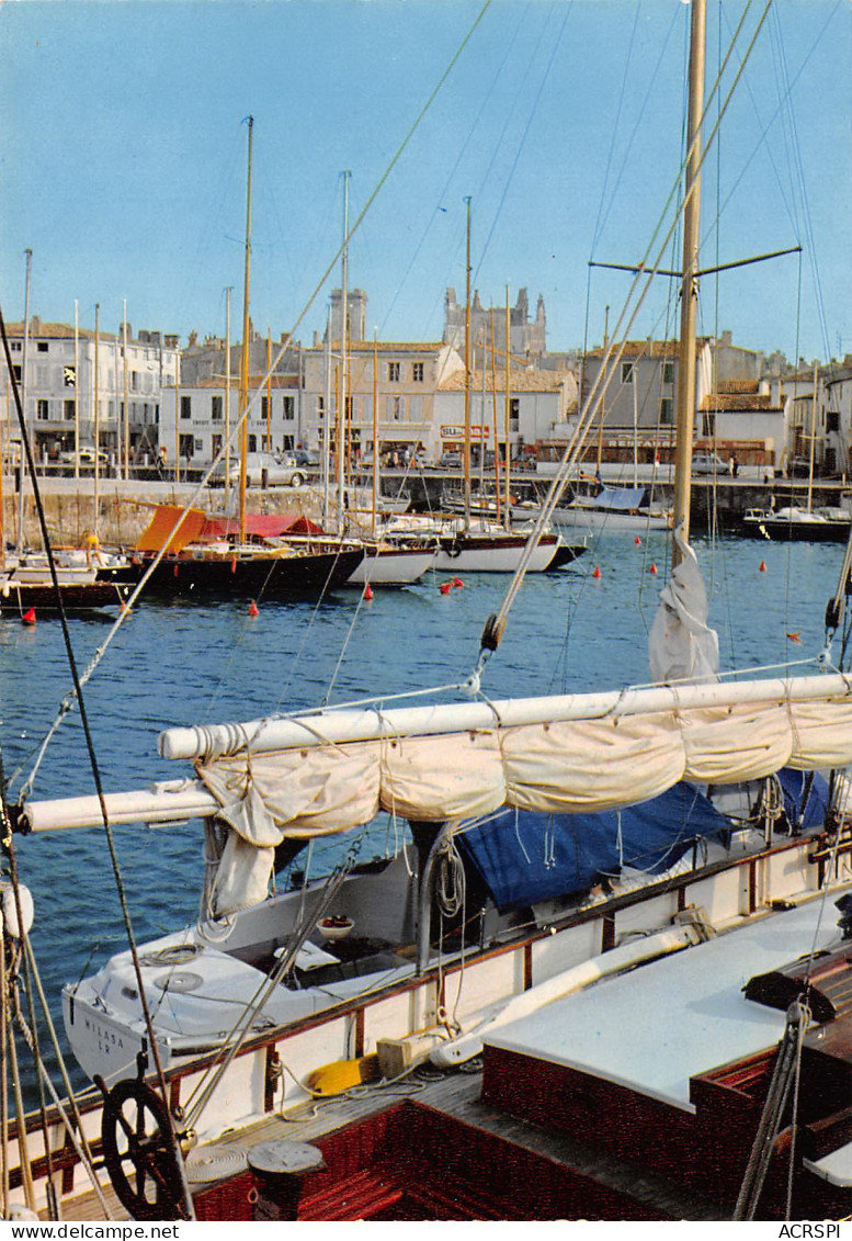 SAINT MARTIN DE Ré  Le Bassin à Flot  16 (scan Recto Verso)ME2674UND - Saint-Martin-de-Ré