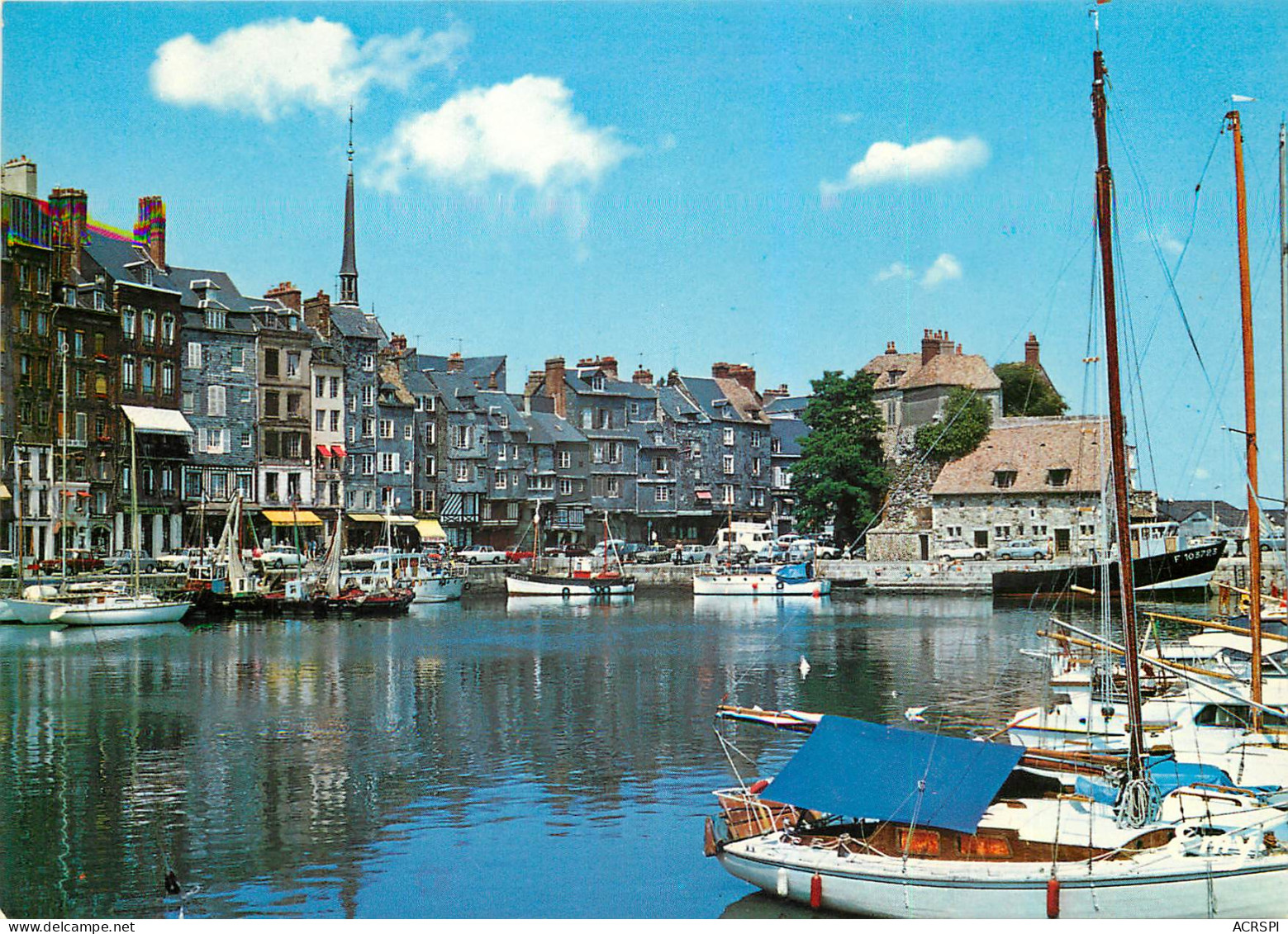 HONFLEUR Le Vieux Bassin Le Quai Sainte Catherine Et La Lieutenance 26(scan Recto Verso)ME2679 - Honfleur