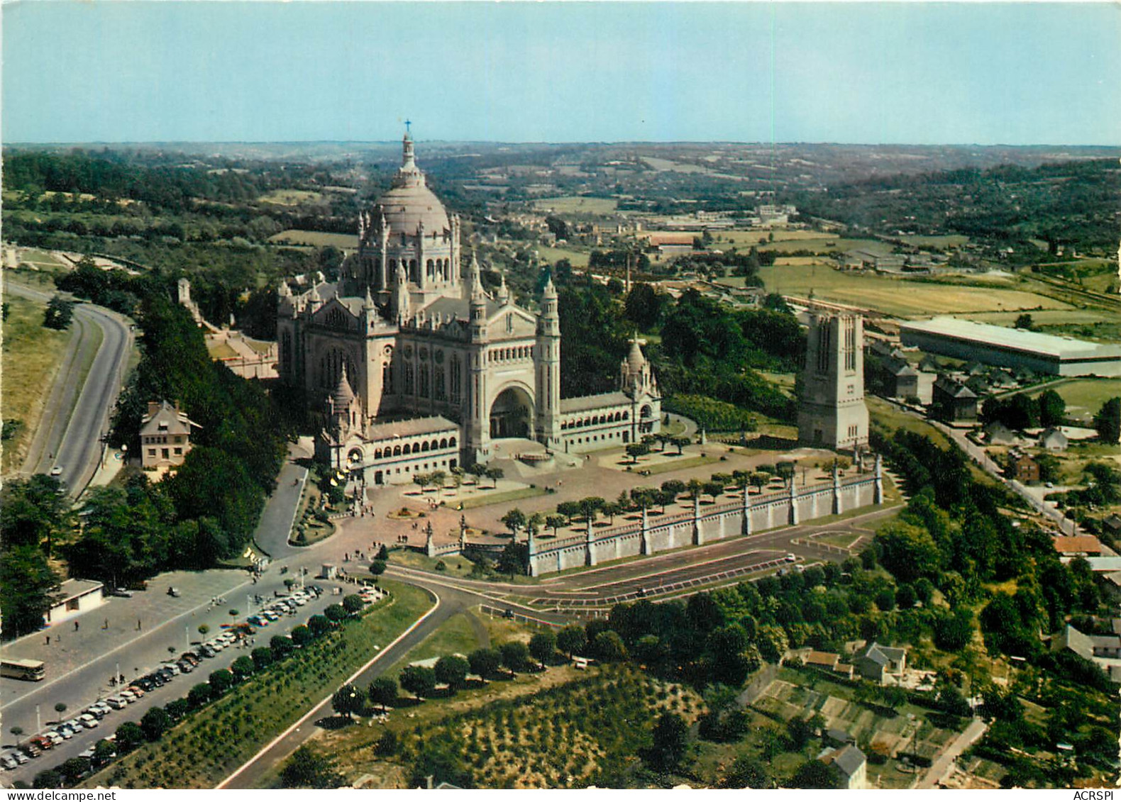 LISIEUX Vue Aerienne Sur La Basilique 28(scan Recto Verso)ME2679 - Lisieux