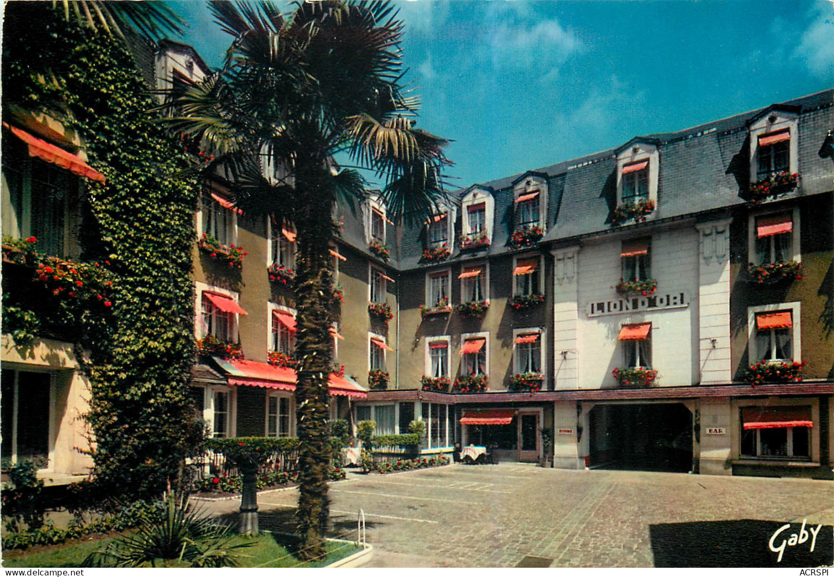 BAYEUX 35 Chambres Le Calme D Une Cour Interieure 14(scan Recto Verso)ME2683 - Bayeux