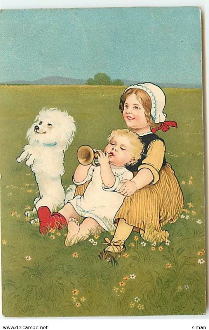 N°20638 - Flatscher - Fillette Assise Dans L'herbe Avec Un Bébé Soufflant Dans Une Trompette Et Un Caniche à Côté D'eux - Autres & Non Classés