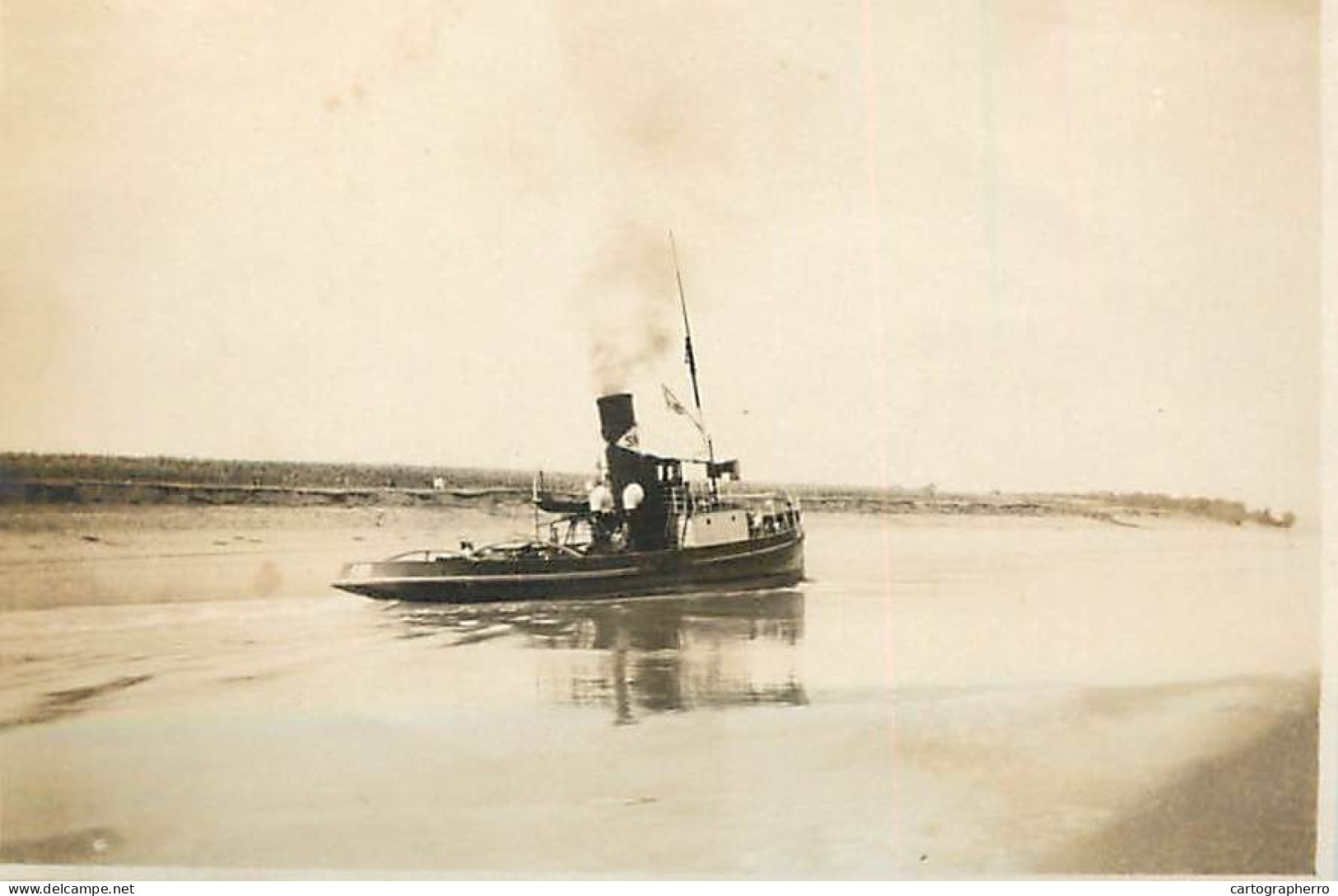 Steam Boat On Danube Romania Photo - Schiffe